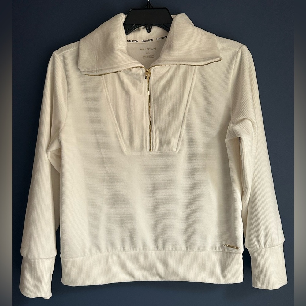 Women’s Halston Heritage Super Soft Cream Ribbed Pullover Sz. S
